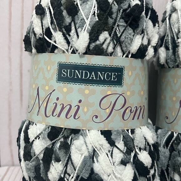 Sundance Mini Pom Ladder Yarn Black White & Gray #4 MEDIUM 3.5 oz each Lot f 2 - Picture 2 of 5